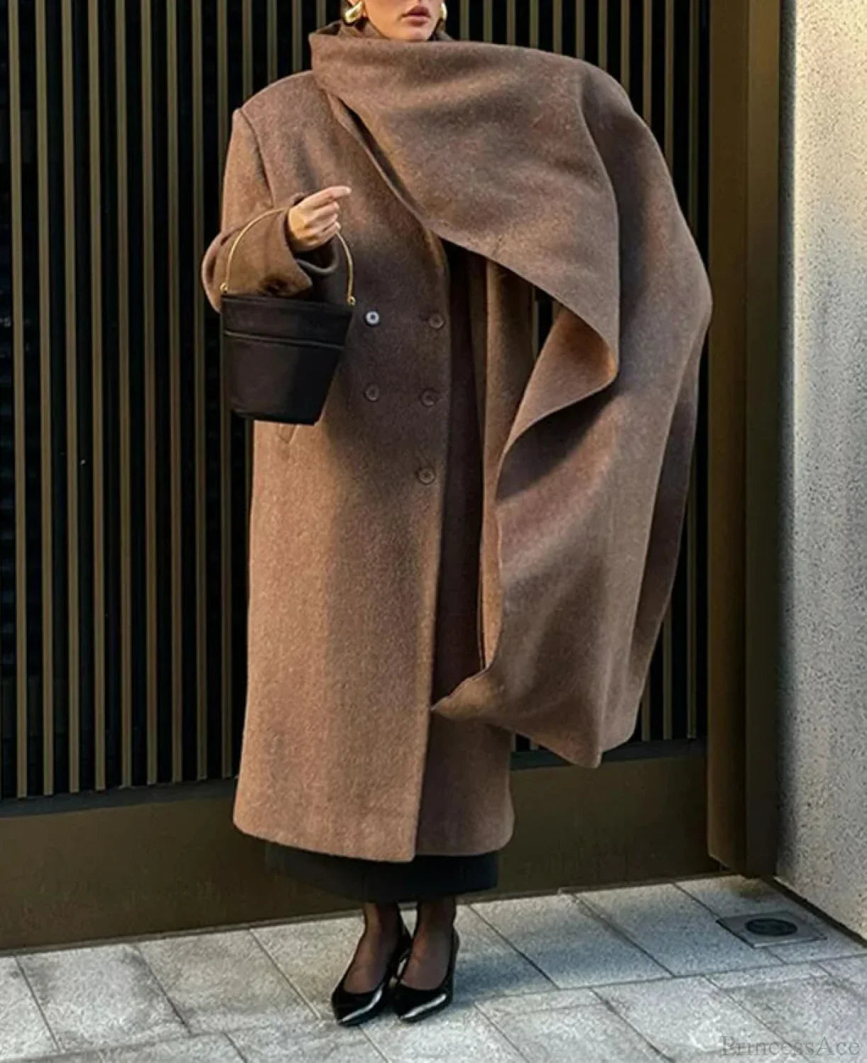 Stylish Women's Lapel Double-Breasted Overcoat for a Chic Street Look
