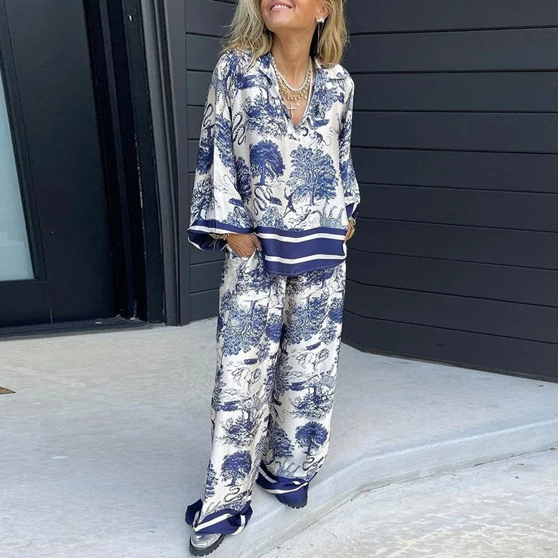 Chic Two-Piece Outfit for a Sleek and Effortless Look