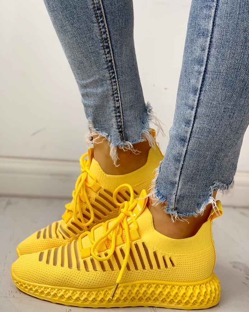 Ayra – Comfortable Sneakers Inspired by Clouds 2.0