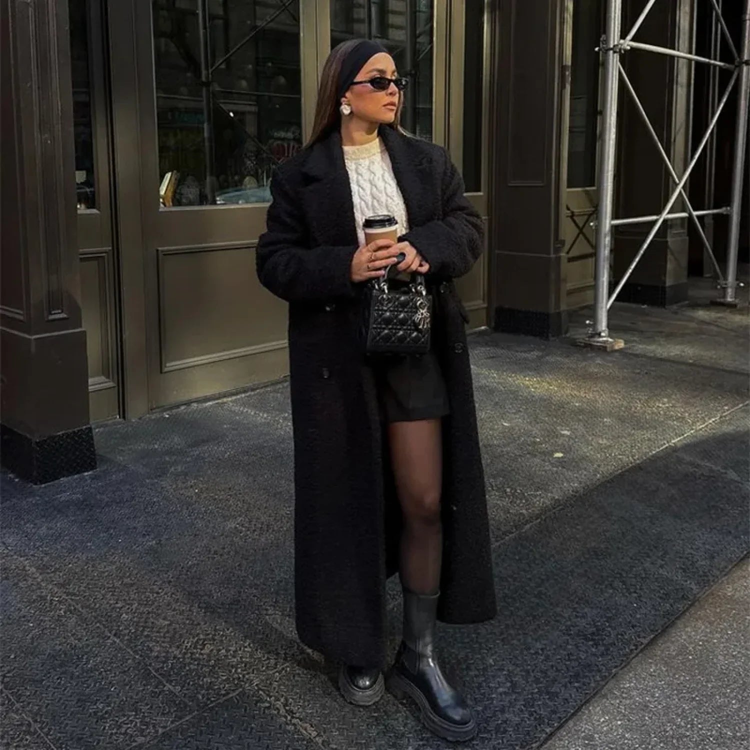 Elegant Long Black Wool Coat with Double-Breast Vintage