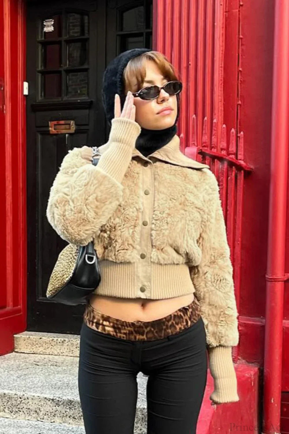 Elegant Vintage Cropped Fuzzy Coat with Wide Revers, Single-Breasted Closure, and Waist Belt