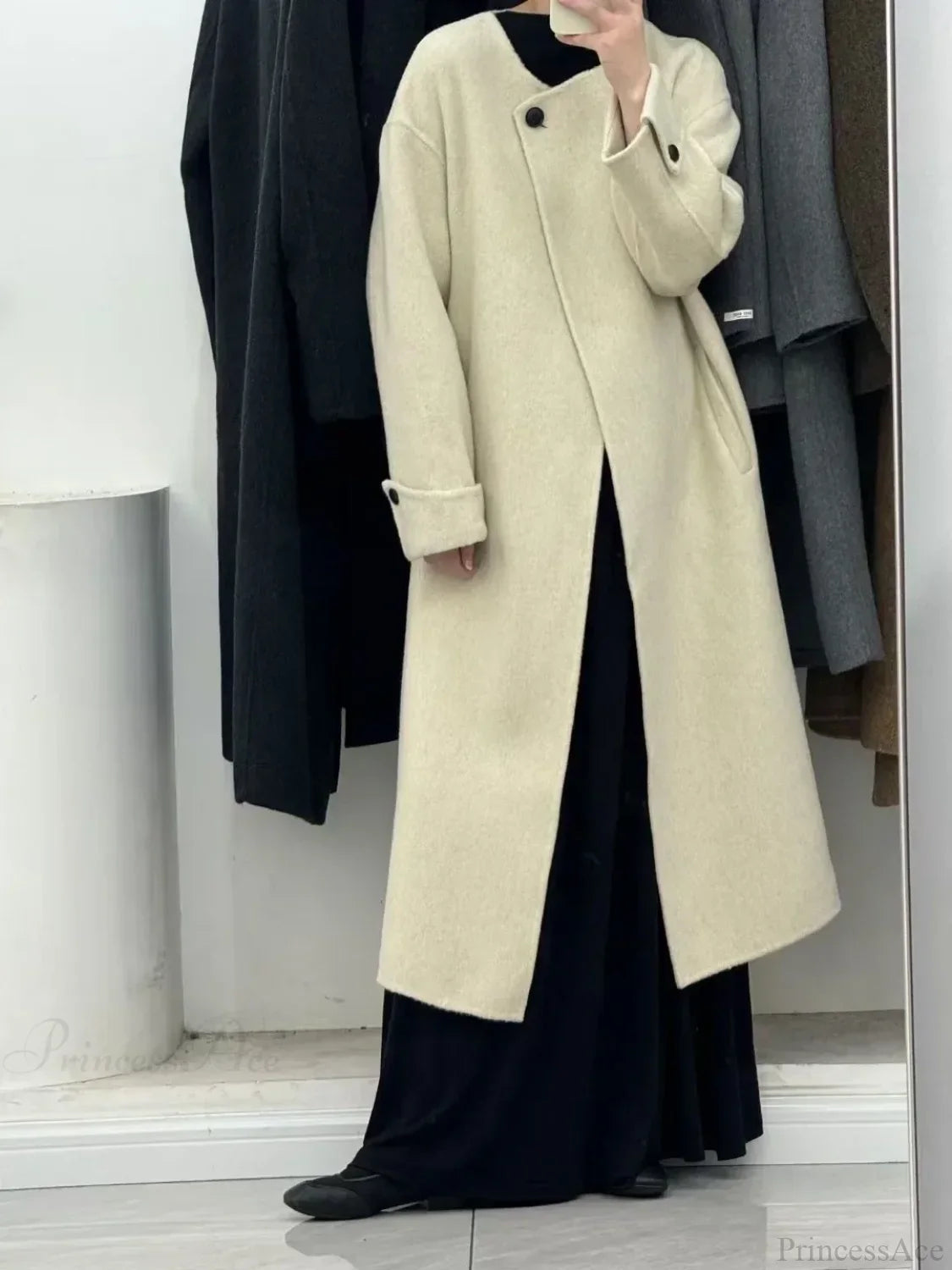 Wool Coat with Single Button Full Sleeves